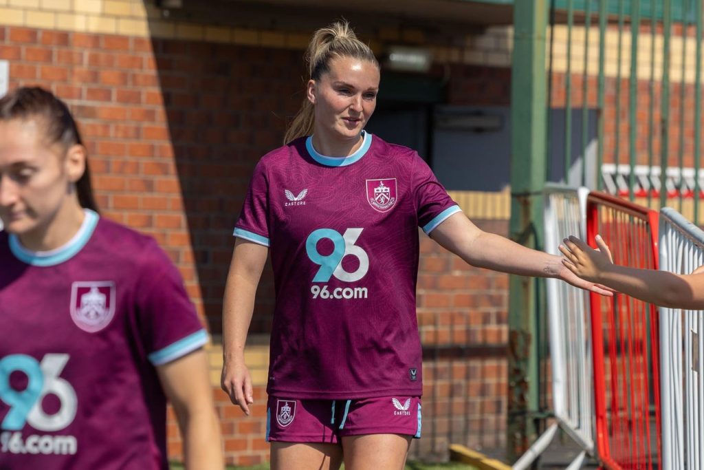 Mel Lawley Focused On Helping Burnley Achieve Promotion From FA WNL