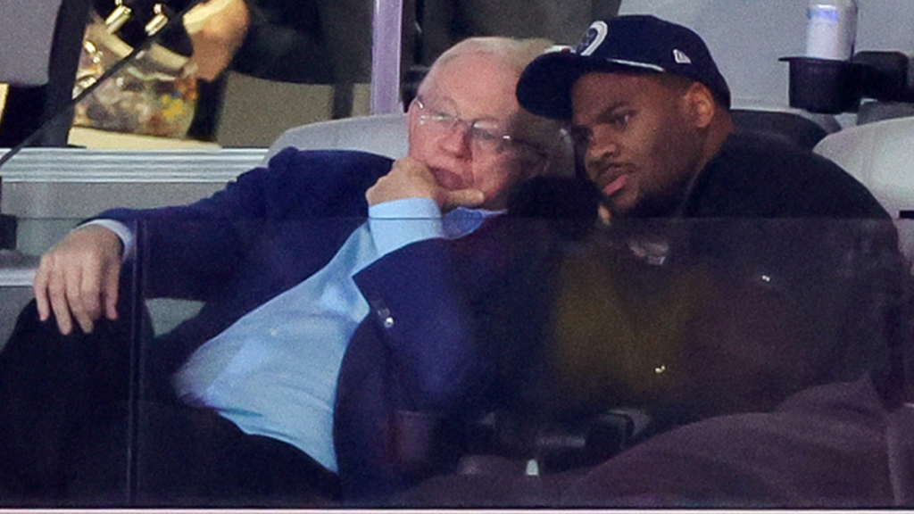 Micah Parsons timeline: With Cowboys star in limbo, here's how contract talks with Jerry Jones broke down