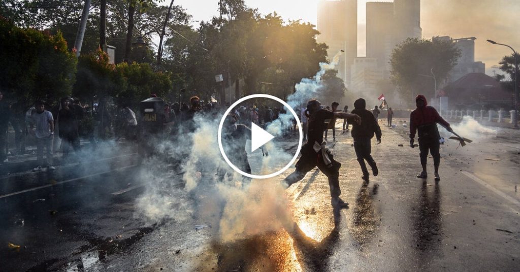 Protests Grow in Indonesia After Deadly Clash With Police