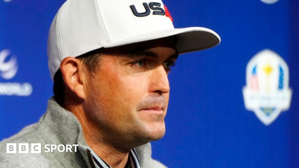 Head and shoulders photo of Keegan Bradley