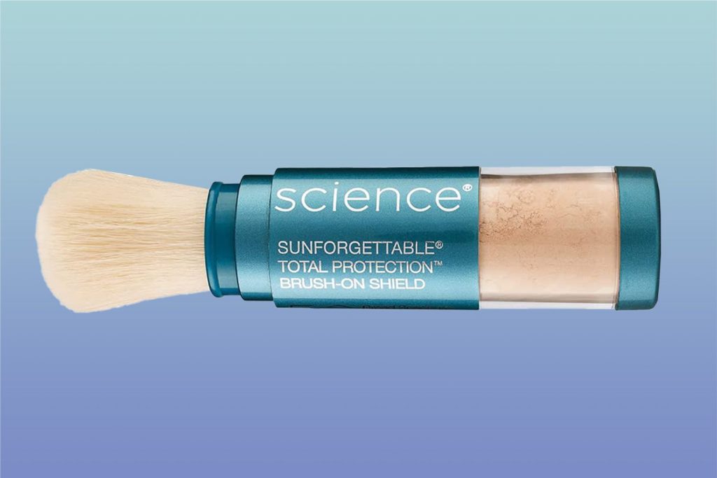 This Powder Colorescience Sunscreen Is Traveler-loved