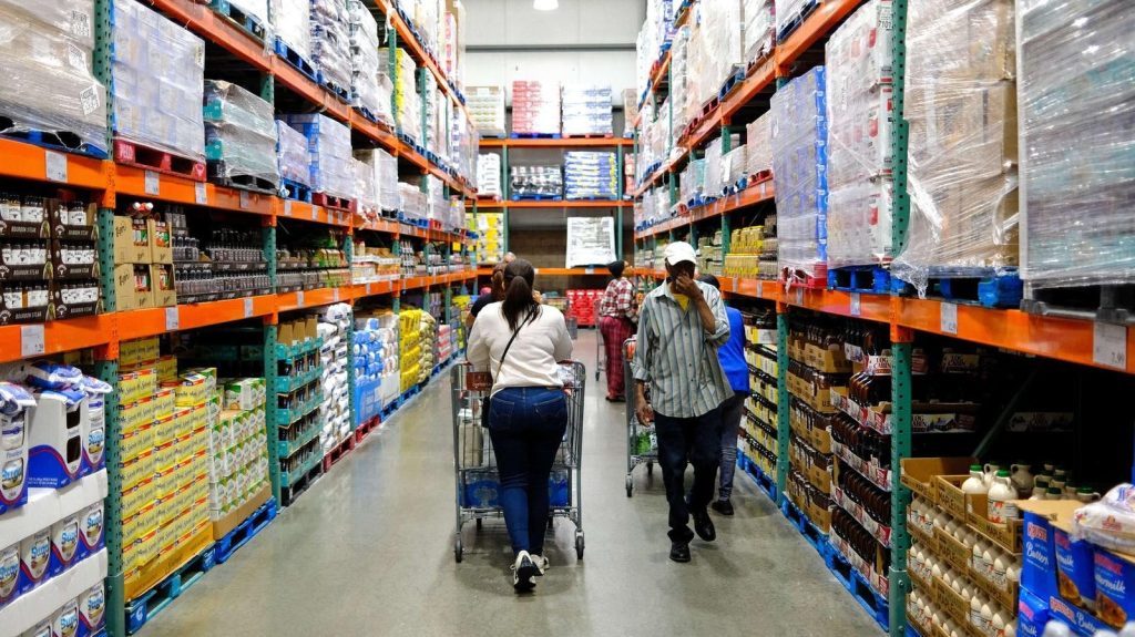 American Confidence In U.S. Economy Falls To Five-Month Low