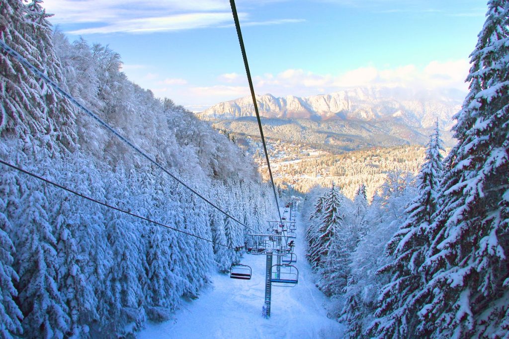 Best ski destinations in Canada for 2025