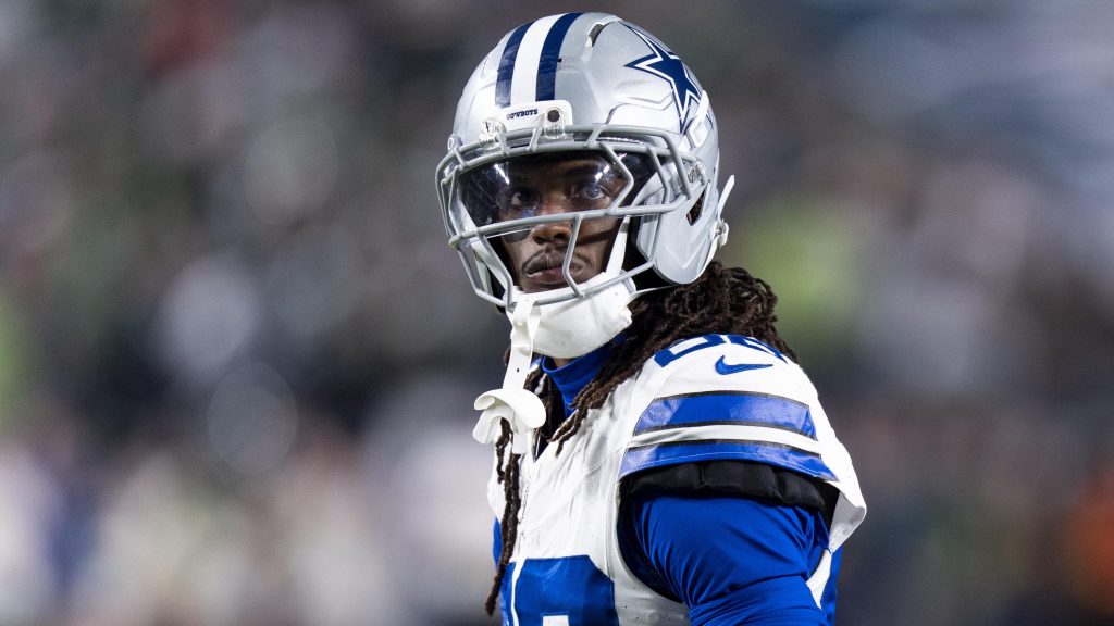 Cowboys' CeeDee Lamb Says He Didn't Sleep Much After Drops in Loss to Eagles