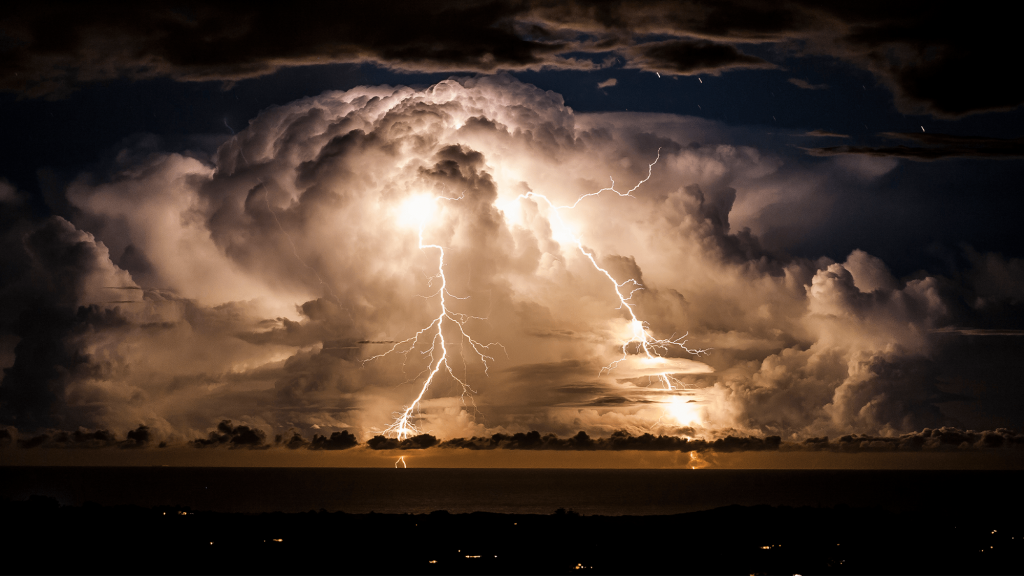 How lightning passes gas | Popular Science