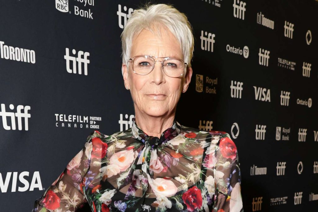 Jamie Lee Curtis sobs over Charlie Kirk's death