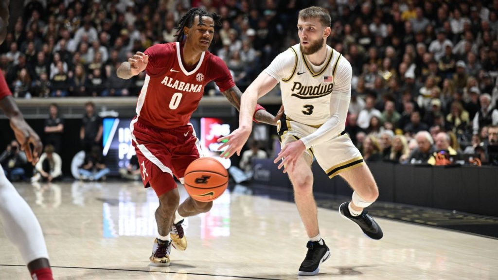 Men's NCAA basketball Top 25 rankings: Awards candidates