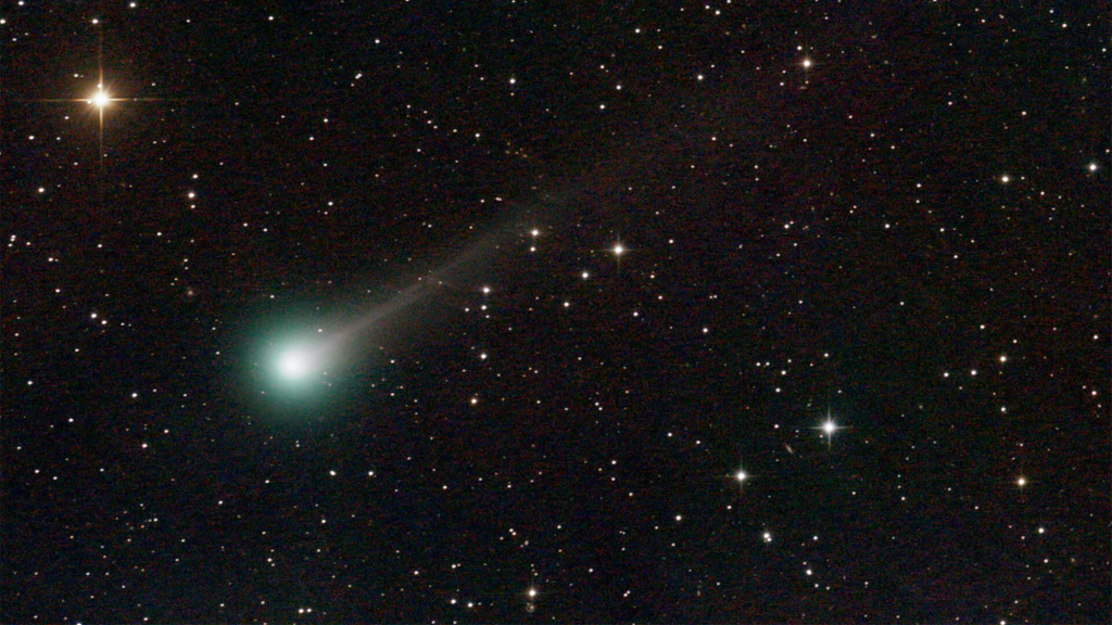 October Stargazing: A supermoon, new comet, and a whole lot of meteors