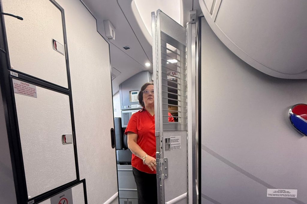 Southwest Airlines debuts new gadget to keep bad guys out of the cockpit