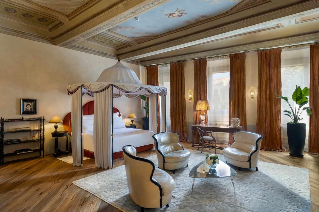 T+L's Hotel Review of The James Suite Hotel Firenze 1564