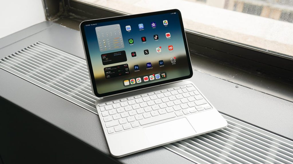 The M4 iPad Pro is discounted $100 as a last-minute Labor Day deal
