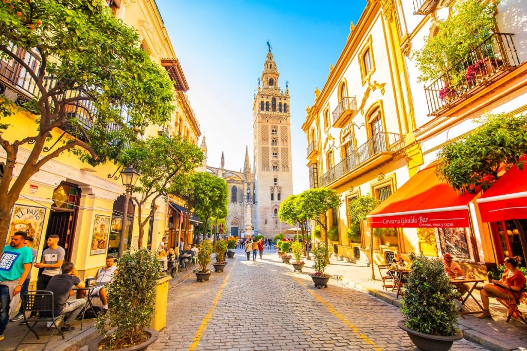 Where is hot in October? Best autumn sun holiday destinations 2025
