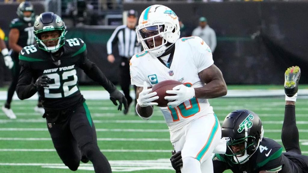 Where to watch Jets vs. Dolphins: Prediction, TV channel, live stream, pick, odds for 'Monday Night Football'