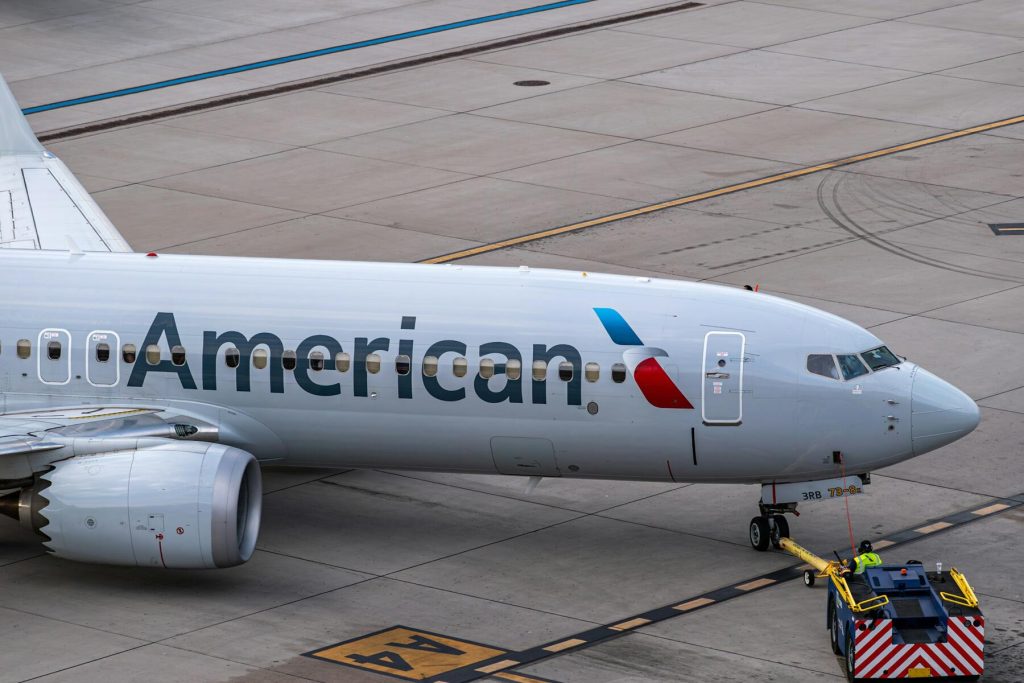 American Airlines Removes Bag Sizers From Gates to Improve Boarding Experience