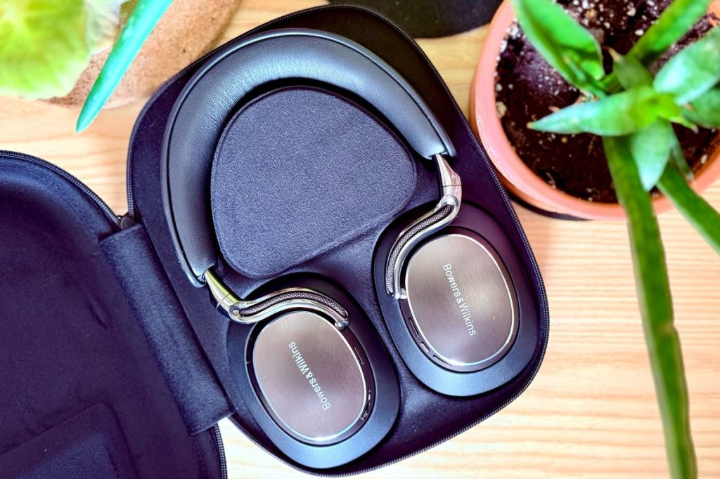 Bowers & Wilkins Px8 S2 noise-cancelling wireless headphones review: Turning transit into theatre